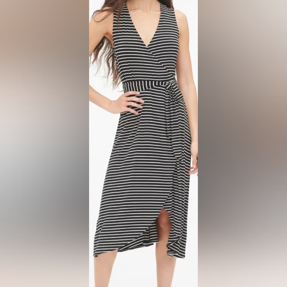 Gap Sleeveless Knit Wrap Midi Dress Black White Stripe